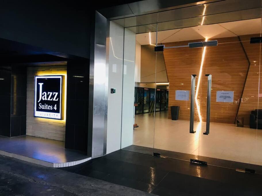 Rohani Jazz Suites 4 @ Vivacity Megamall Kuching Exterior photo